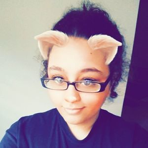 Meet your Posher, Apryle